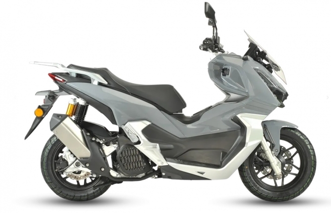 SCOOTER XCO 125CC - CAVALLINI MOTO